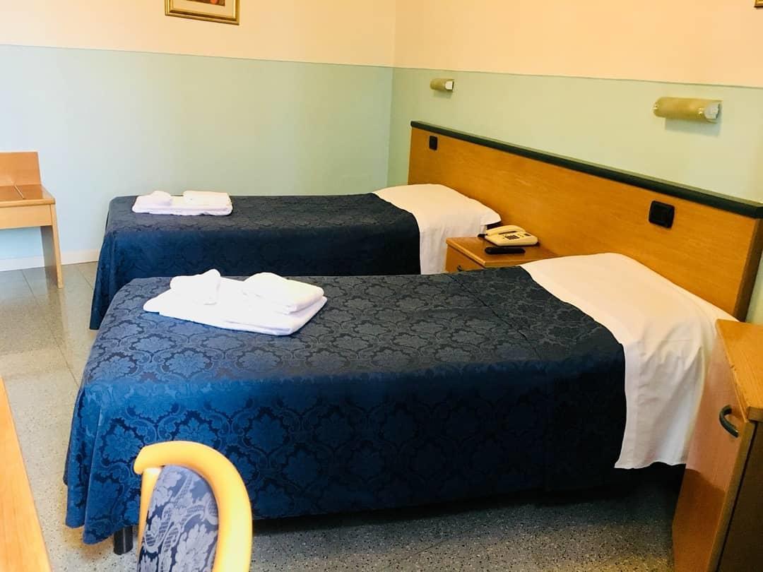Master Hotel Castelvetro Piacentino Екстериор снимка